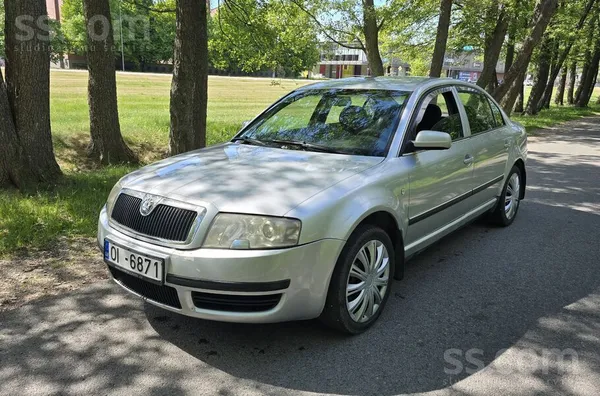 Skoda Pārdod Škoda superb.