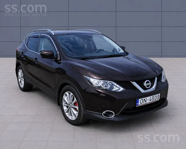 Nissan Kopts un vizuāli pievilcīgs Nissan Qashqai Tekna 1