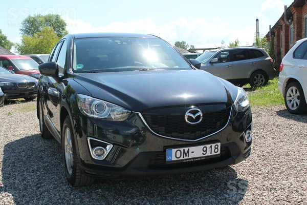 Mazda Авто в отличном состоянии, новый ТО на год без зам