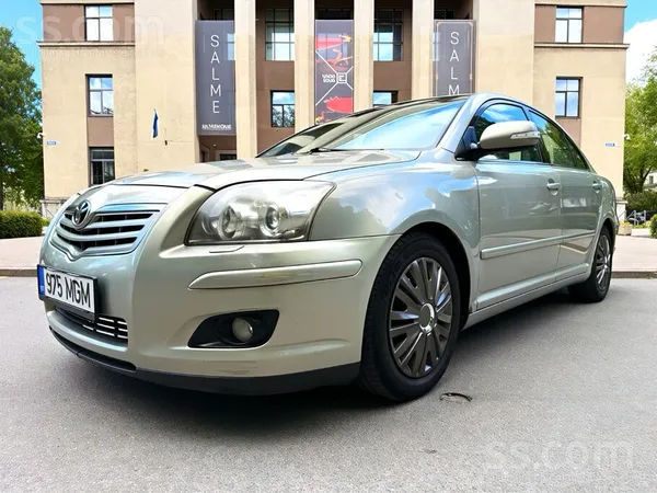 Toyota Удобная, супернадёжная, чистая и приятная в управл