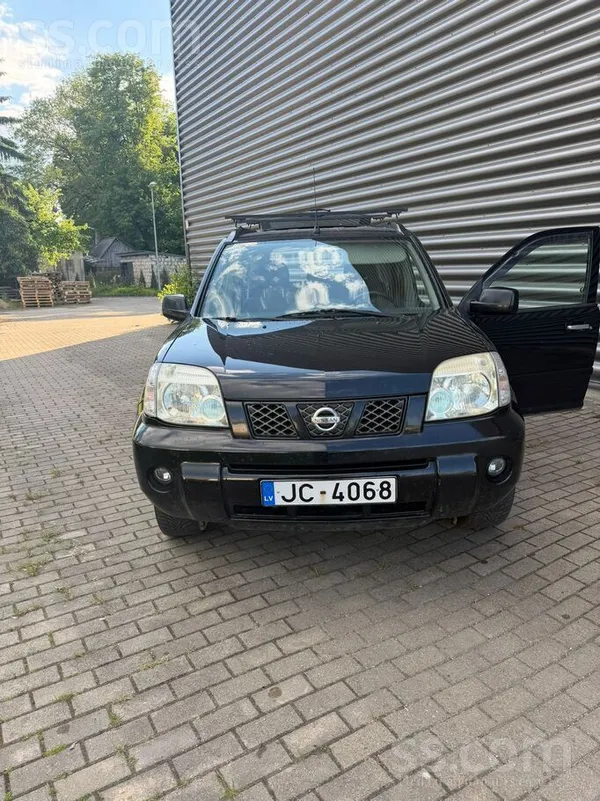 Nissan Pārdod Nissan X-trail. 4X4