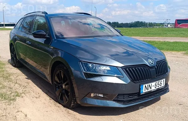 Skoda Pārdodu, ģimenisku, Skoda Superb Sport Line auto, 