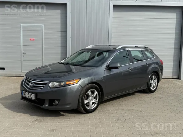 Honda Automāts. 2.2D. Virsbūve ļoti labā stāvoklī. 
