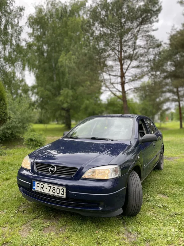 Pārdod Opel Astra 1.4 benzīns, 2005. gads. Nobraukums 162 000 km. TA līdz 09
