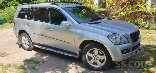 Mercedes Pàrdodu tikko ievestu no Zviedrijas Mercedes Gl 42