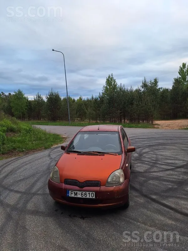 Toyota Pārdošanā Toyota Yaris 1.3 benzins 63kw “Sarkanā R