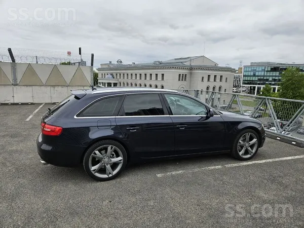 Audi Pārdod labā vizuālajā un tehniskajā stāvoklī koptu