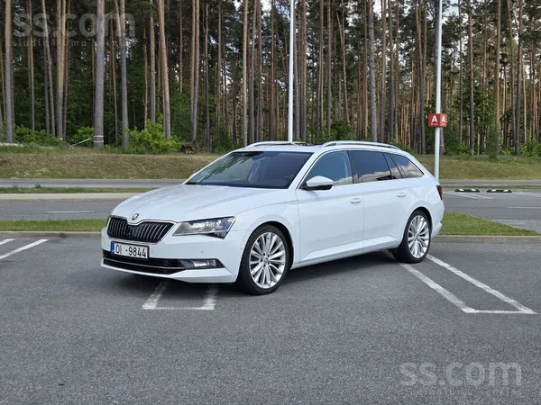 Skoda Pārdodu Škoda Superb 4x4 ar 2.0 Tfsi dzinēju, 280H