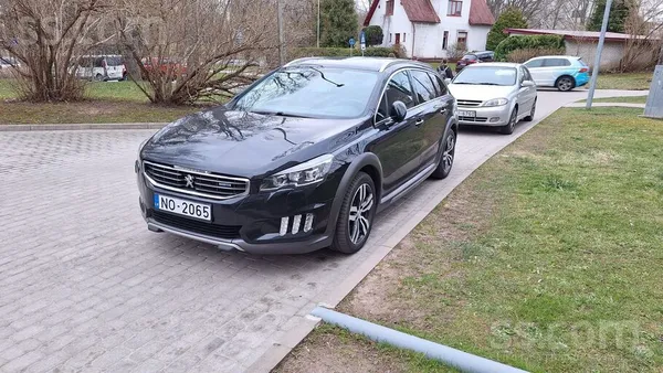Peugeot Praktiska ģimenes automašīna Peugeot 508 Rxh. Nav 