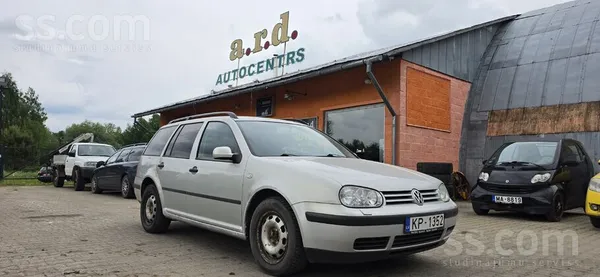 Volkswagen Brauc, rūc, bremzē, siltums nāk aukstums arī, mūzi