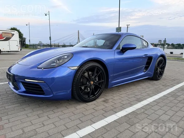 Porsche Porsche 718 Cayman ar Sport Chrono pakotni. 