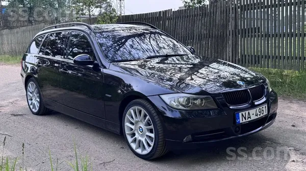 BMW 330