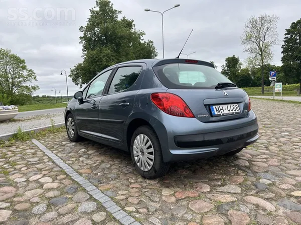 Peugeot Продаётся очень экономичное авто в очень хорошем с
