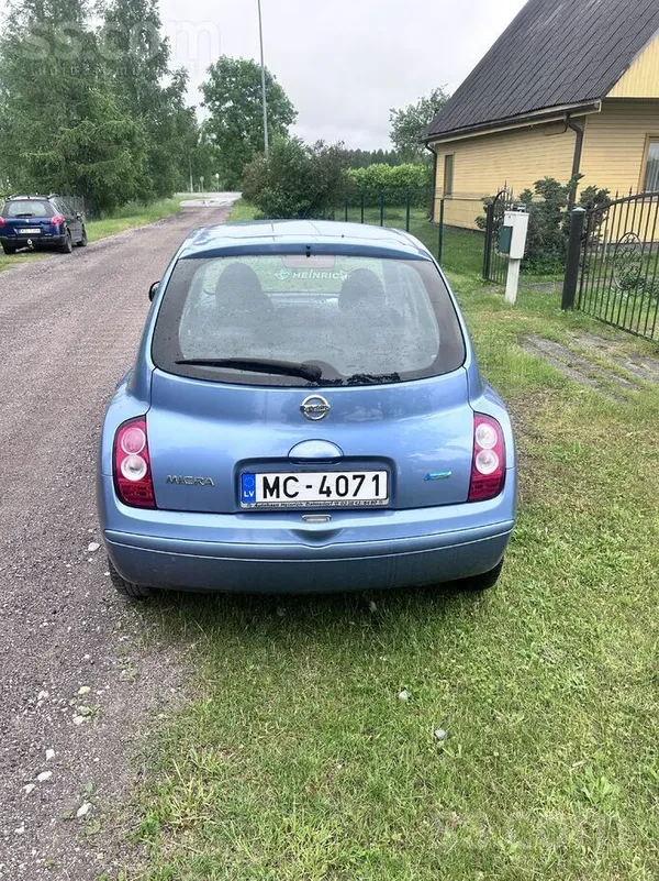 Nissan Mašīna labā stāvoklī, jauna tehniskā, nobraukts La