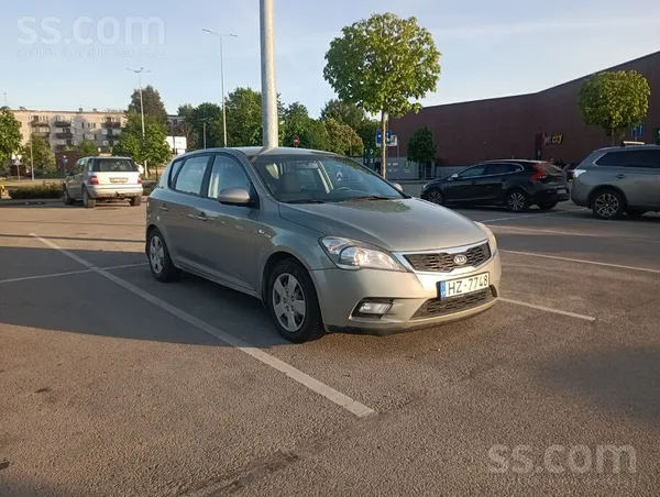 KIA Ideāls auto darbam un atpūtai, pastiprināta amorti