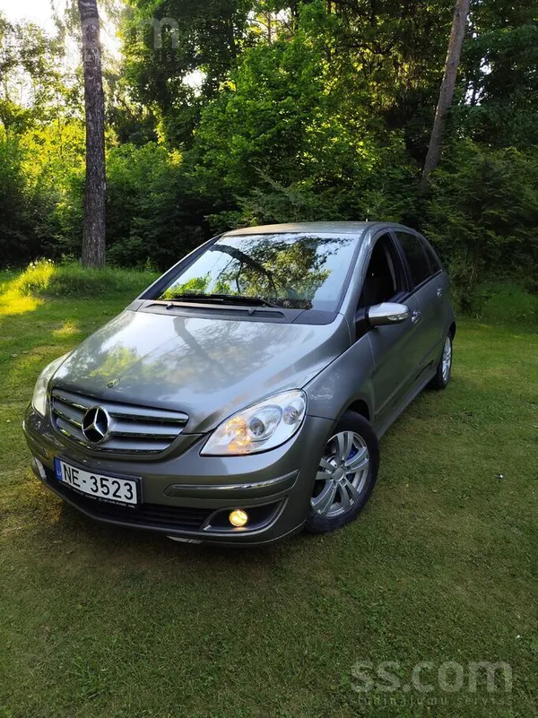 Mercedes Pārdošanā MB B180. Tehniski un vizuāli normālā stā