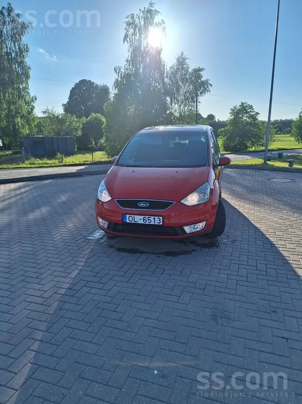 Ford 7- vietas skate līdz 20.10.26.Manuālis Ērts ģimene