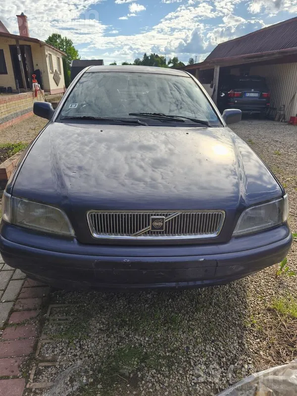 Volvo Pārdodu volvo. tehniskā beidzās 2023. Motors pārla