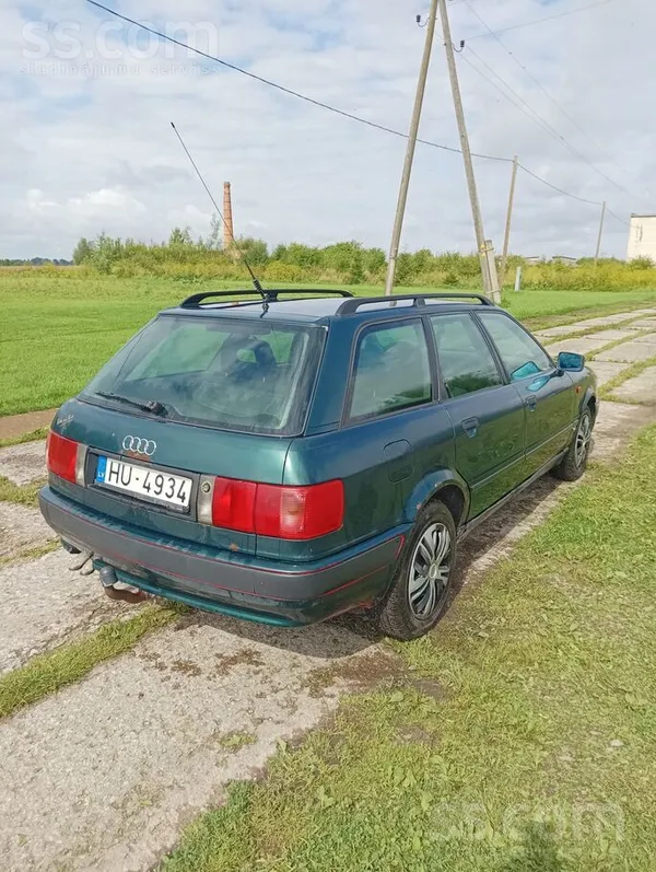 Audi Pārdodu Audi 80. 