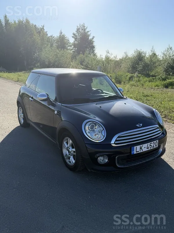 Mini Pārdod Mini Cooper One 1.6 Automāts – 2013. gads