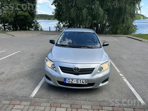 Toyota Pārdodu Toyota Corolla ar 1.6 Vvti benzīna dzinēju