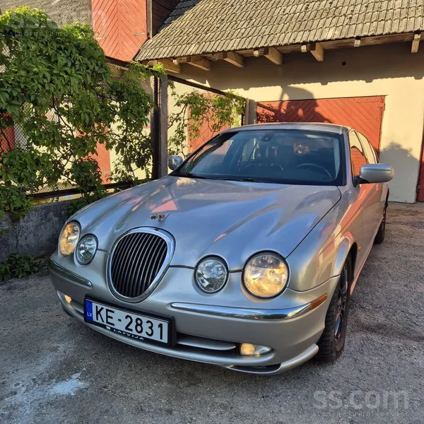 Jaguar S-Type 3.0 V6 (175 kW / 238 Zs) ar gāzes iekārtu, manuālā ātrumkārba