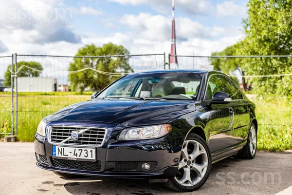 Volvo Volvo S80 ar 2.4 dīzeļdzinēju un automātisko ātrum