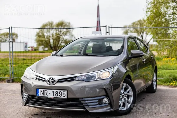 Toyota Toyota Corolla ar 1.4 dīzeļdzinēju un manuālo ātru