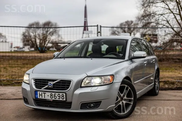Volvo V50