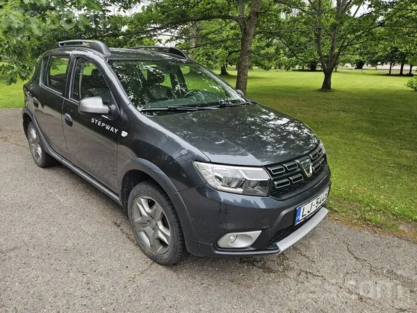 Dacia Dacia Sandero Stepway 1.5 dīzelis, manuālā kārba. 