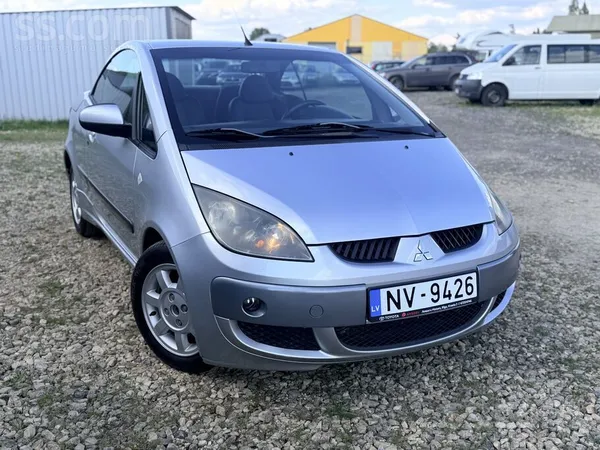 Mitsubishi Mitsubishi Colt kabriolets ar cieto jumtu. Tikko i