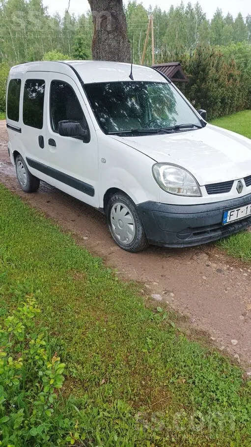 Pārdodu ejošu Renault Kangoo, par šo gadu nodoklis samaksāts pilnā apmērā. N