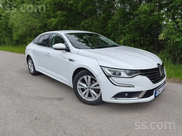 Renault Īpašniece pārdod savu labi uzturēto un mīlēto auto