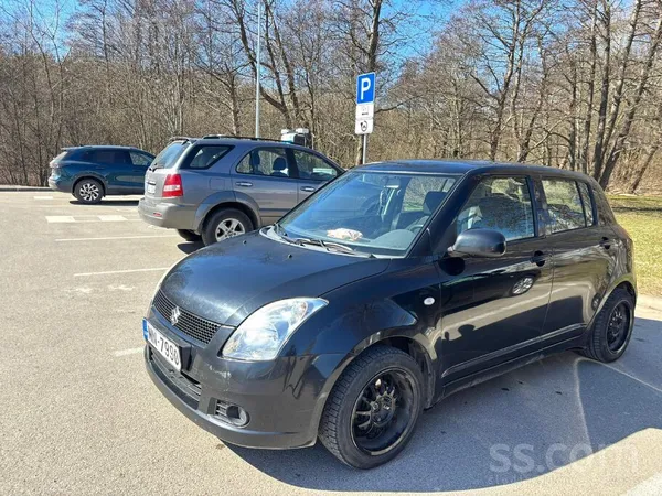 Automašīna ir labā tehniskā un vizuālā stāvoklī, bez būtiskām problēmām un a