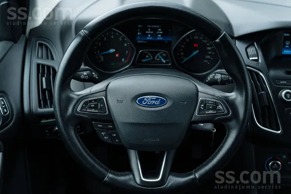 Ford Pārdod Ford Focus Titanium, 125zs. Automašīna jaun