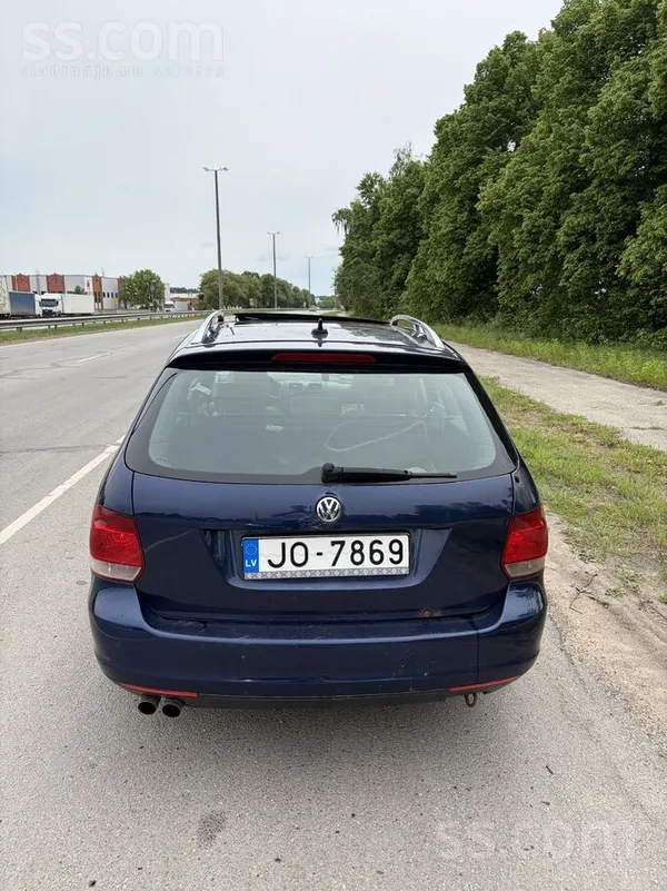 Volkswagen Kārtīgs darba rūķis. Ar TA būs dārgāk. Motors strā