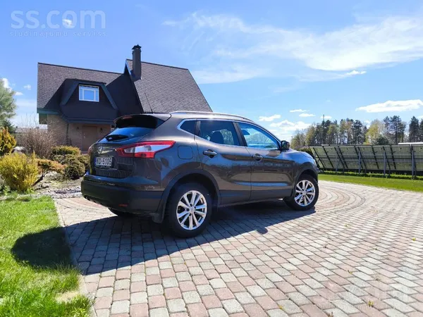 Nissan Nissan Qashqai 1.6l dīzelis. 96kw. Tekna komplektā