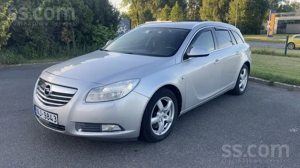 Opel Pardodu labā stavokli Opel insignia Sport Tourer 2