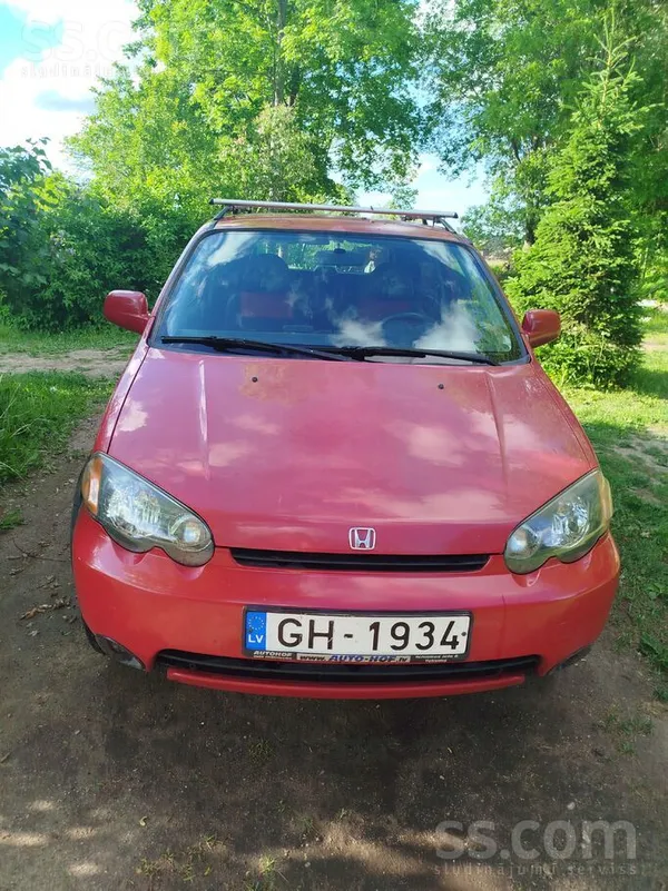 Honda Super labs auto, lai iebrauktu mežā vai bezceļos b
