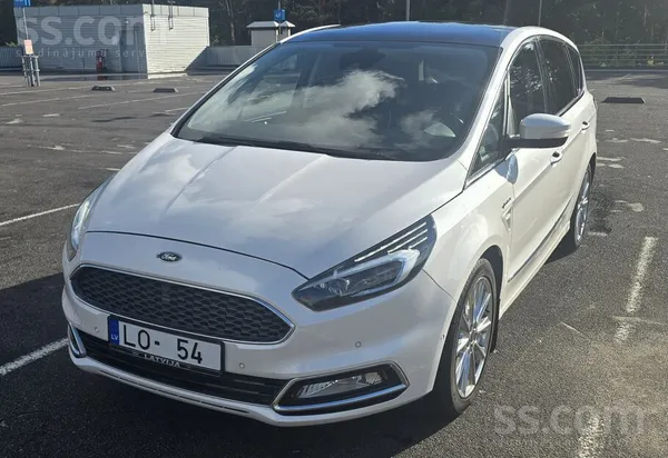 Ford -Vignale S-max--