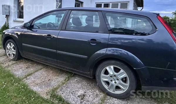 Auto braucams. Nav skates. Vizuāli defekti. Labs rez. daļām.