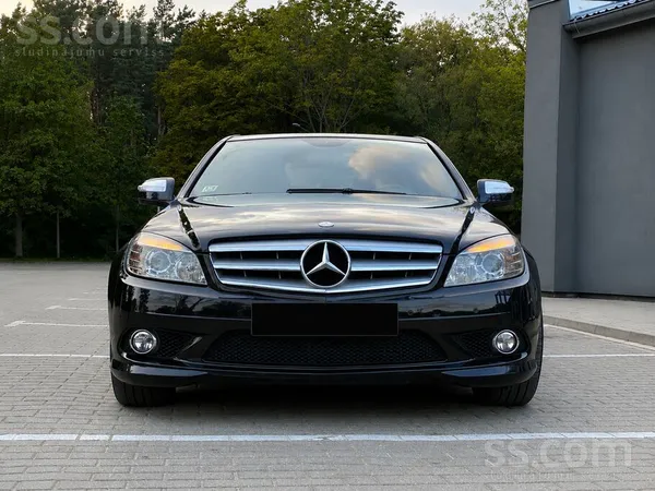 Mercedes Īpašnieks pārdod Mecedes Benz C220 Amg, Avantgarde