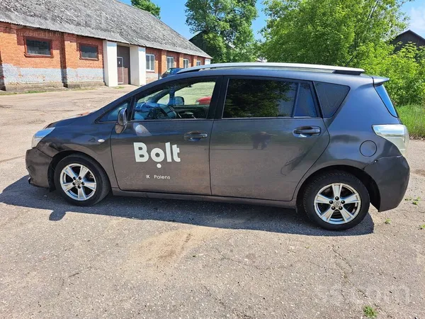 Toyota Pārdodu automašīnu Toyota Verso normālajā stāvoklī