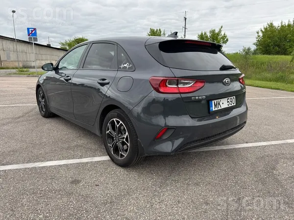KIA Pārdodu Kia Ceed 1.6D, 100 kW (Dynamic Plus)