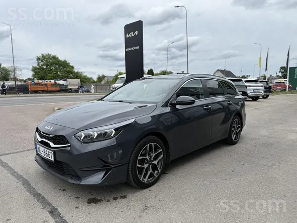 KIA Ceed SW 1, 5 benzīns mehānika 