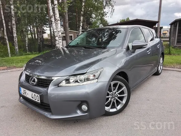 Lexus Lexus CT 200H. 1.8Hybrid. Ideala stavokli. Izieta 