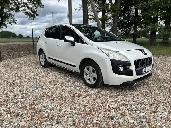 Peugeot Labs auto.