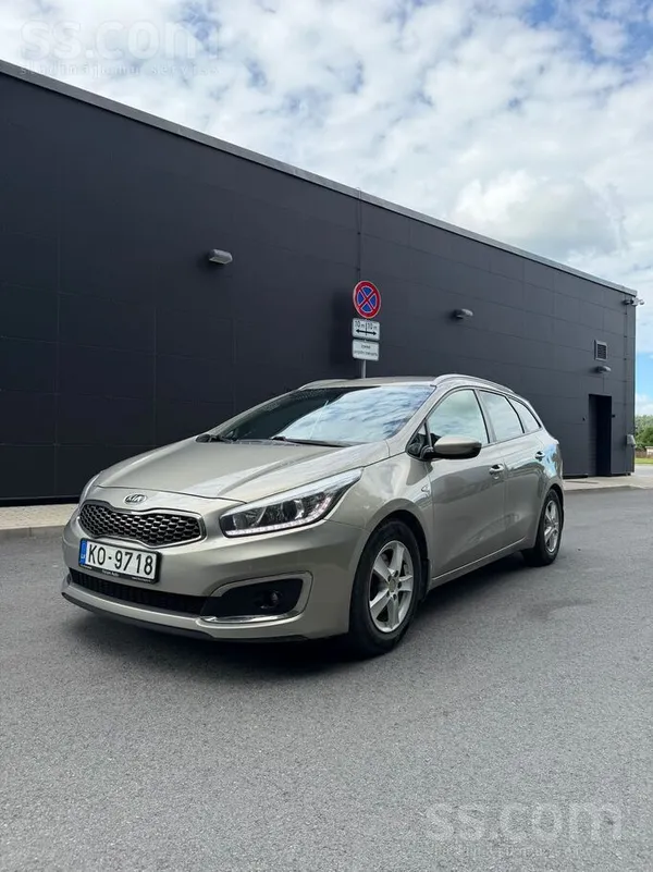 KIA Pārdod Kia Ceed, 2017. gads. 