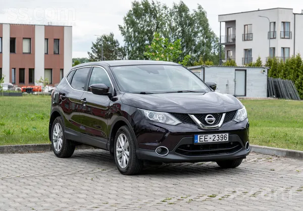 Nissan Pārdodu Nissan Qashqai J11, 2015. gada, 1.2 benzīn