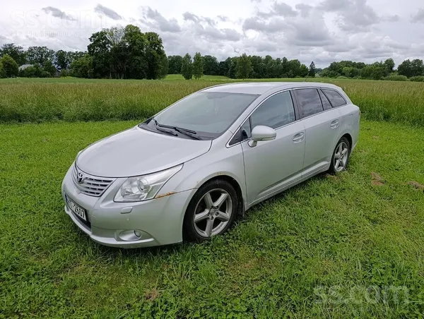 Toyota Avensis 2.0D / Manuālā / TA (05.2027) / Ekonomisks (5.9-6.7 l/100km)